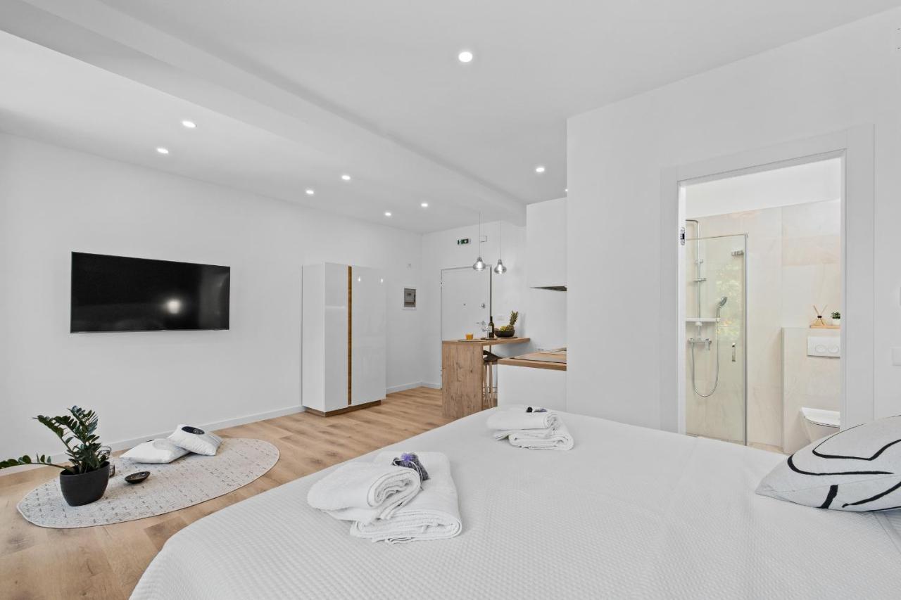 Giardini M Studio Apartments Pula Luaran gambar
